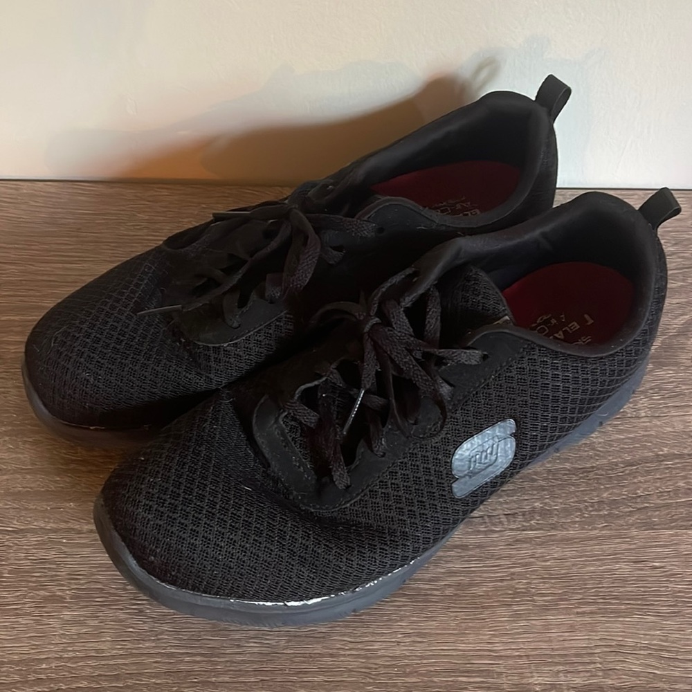 Sketchers Non-Slip Shoe